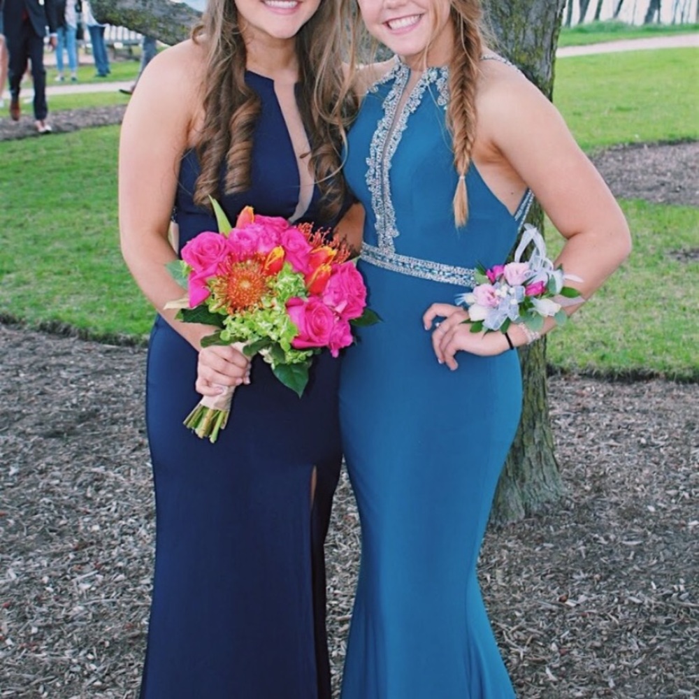 dark turquoise prom dress size 0!! (right)